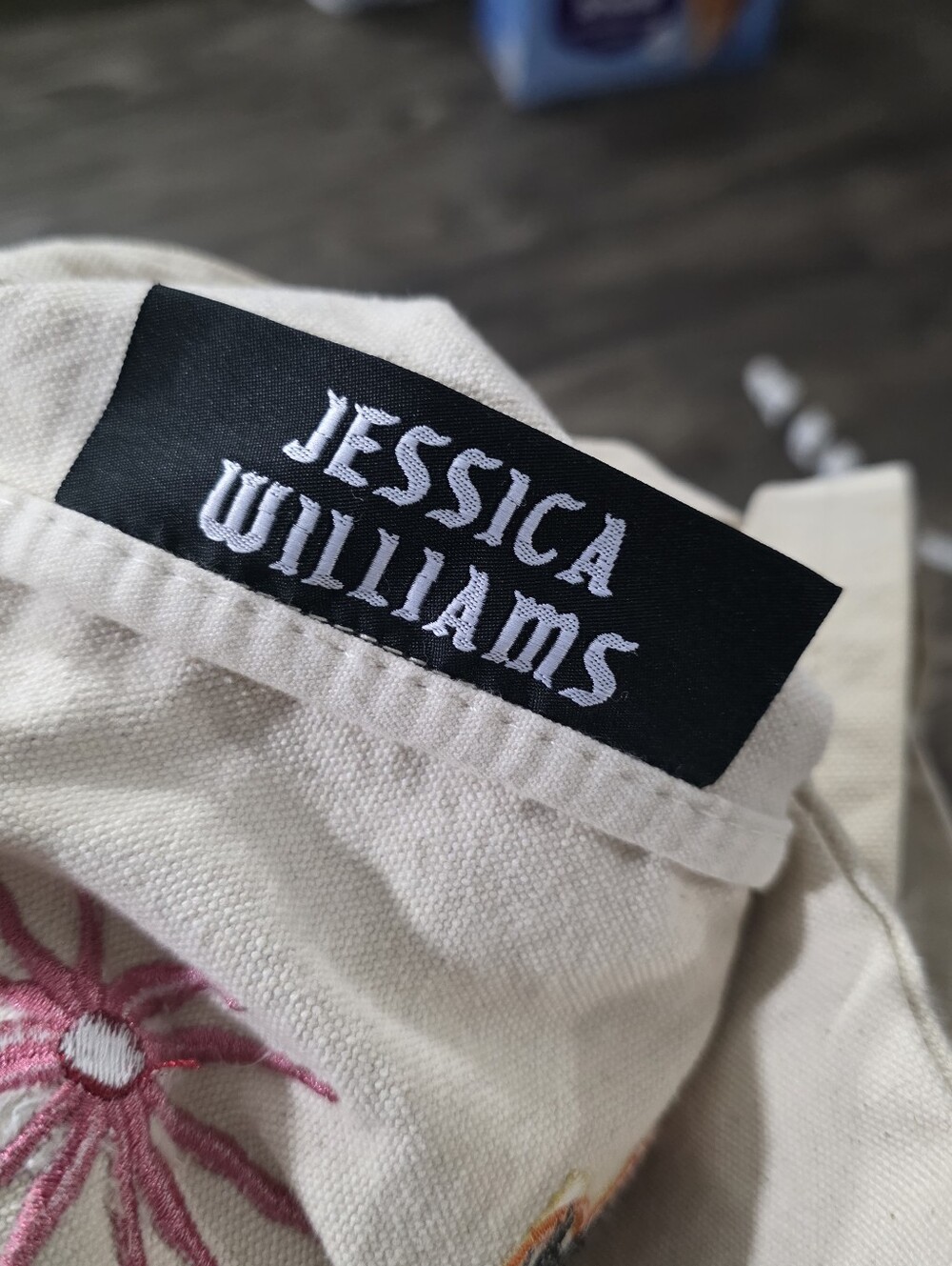 baggu X Jessica wiliams Embroidered Canvas Tote Bag beige - Picture 6 of 8
